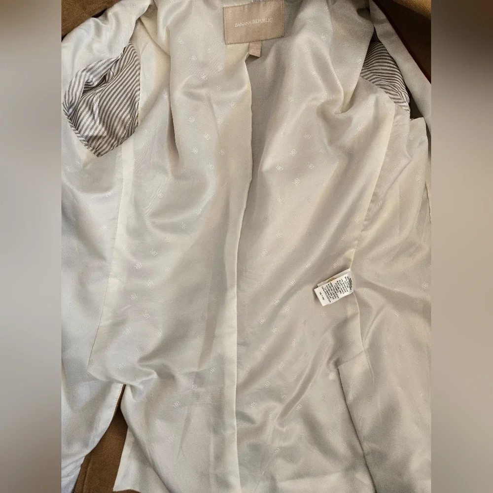 BANANA REPUBLIC Fitted Cotton Tan Blazer With Gold Buttons And Elbow Patches.4P - Picture 10 of 16